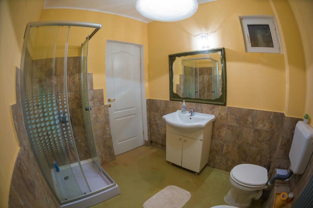 Pensiunea Kristin Brasov Room photo
