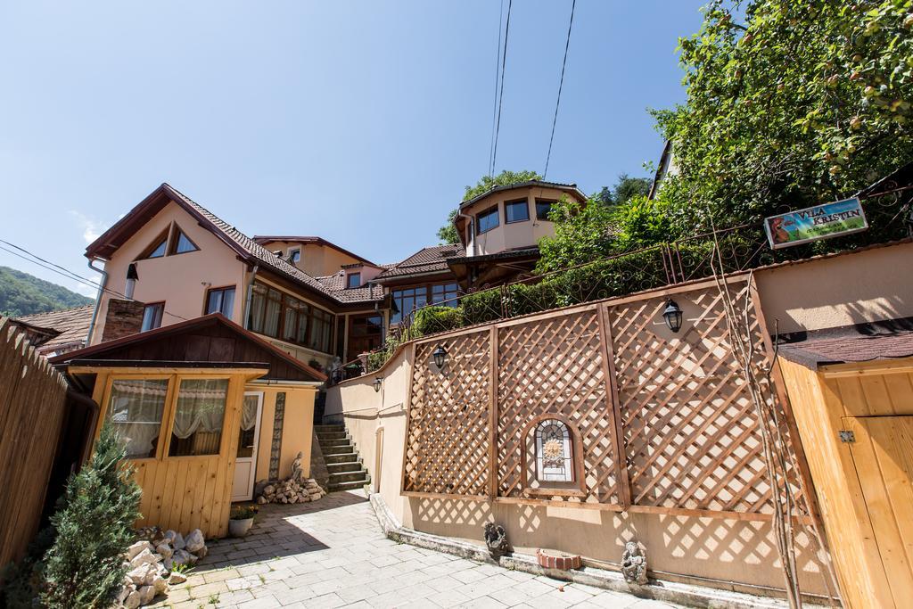 Pensiunea Kristin Brasov Exterior photo